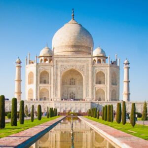 Taj Mahal Tour Guide for International Travelers